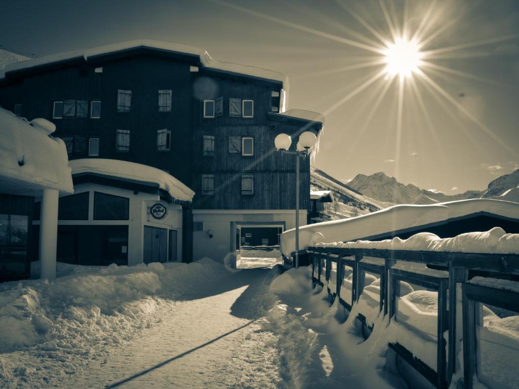 Hotel Turan Les Deux Alpes Exterior foto
